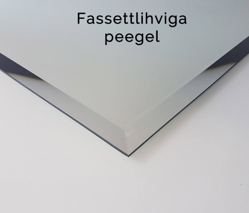 Peeglid fassett